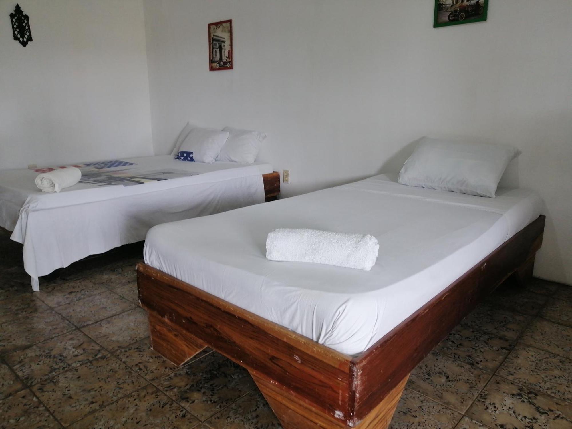 Rooms Palmeras Cahuita Eksteriør billede