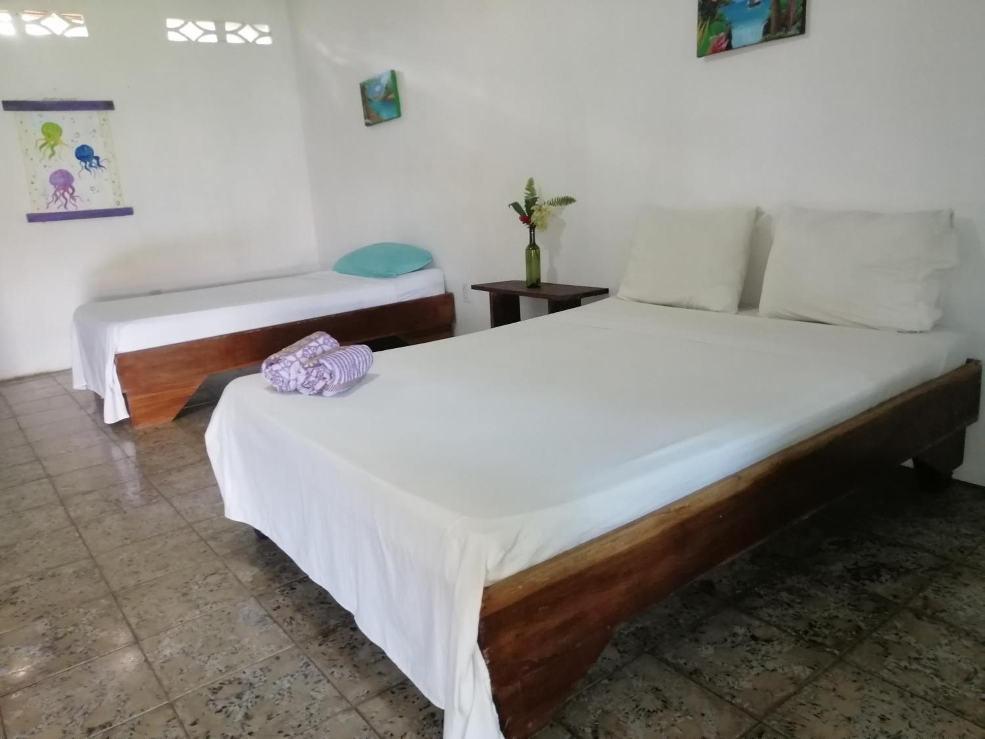 Rooms Palmeras Cahuita Eksteriør billede
